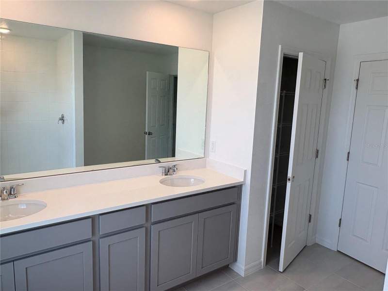 4 bedroom Single Family Residence at 27464 Black Kite Avenue, Eagletail Landing - Ph 1, Howey In The Hills — photo 5