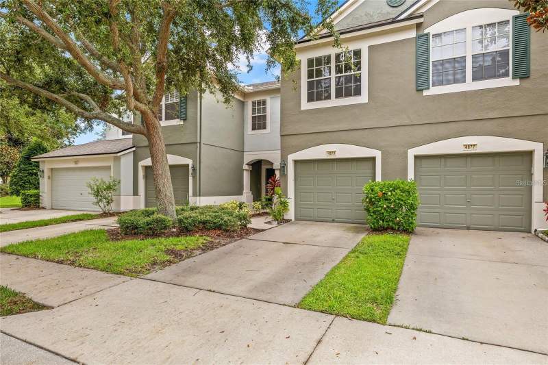 3 bedroom Townhouse at 4879 Pond Ridge Drive, Valhalla Ph 1-2, Riverview — photo 3