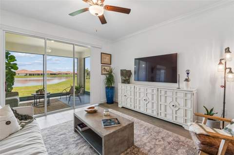 17307 Blue Walk Street, Wimauma FL - photo 11 of 47
