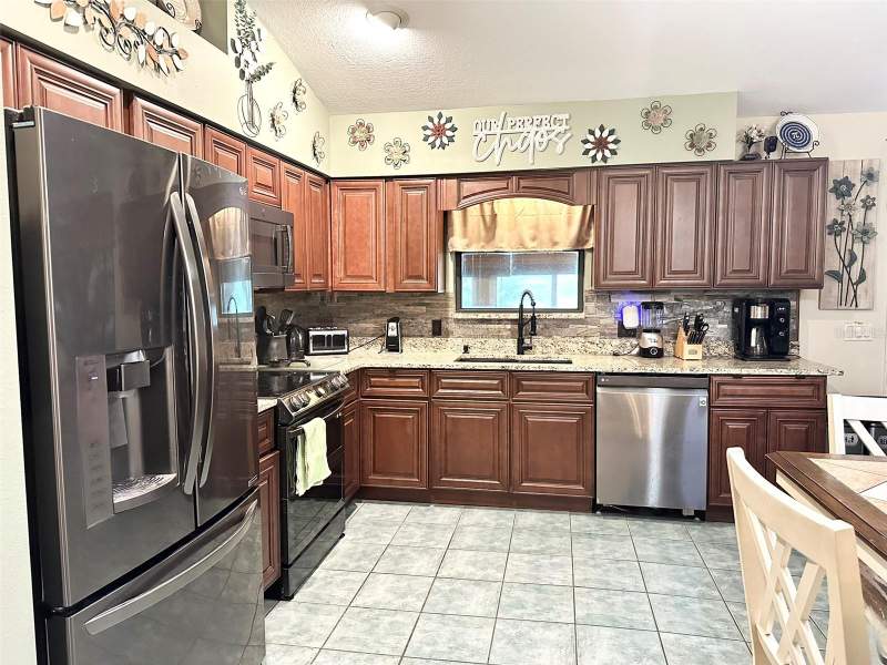 3 bedroom Single Family Residence at 10844 Poinciana Drive, Saw Mill Run Sub, Clermont — photo 4