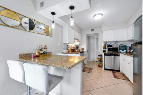 4309 N Semoran Boulevard #2, Orlando FL - photo 10 of 59