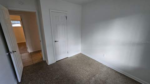 8420 Tupelo Drive, Tampa FL - photo 6 of 15