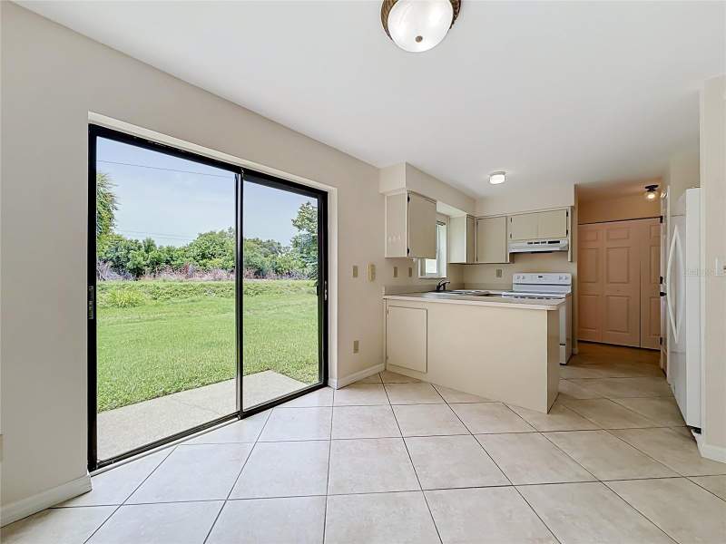 3 bedroom Townhouse at 1718 Adams Circle, Adams Landing, Largo — photo 5