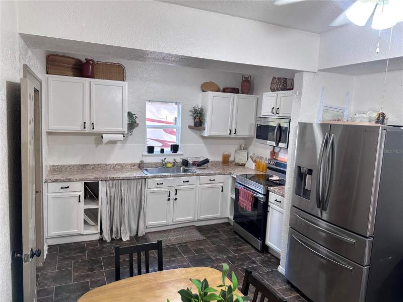 3 bedroom Single Family Residence at 1910 William Clark Avenue, Pinehurst, Sanford — photo 5
