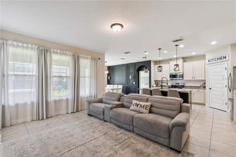 9717 Waterway Passage Drive, Winter Garden FL - photo 17 of 54