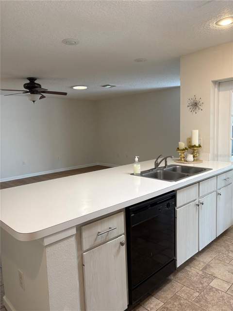 2947 Tangerine Court, Leesburg FL - photo 9 of 20