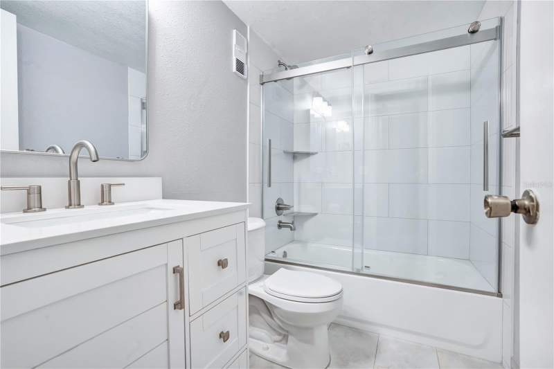 2 bedroom Condominium at 3278 S Semoran Boulevard #12, Wimbledon Park Condo 01, Orlando — photo 4