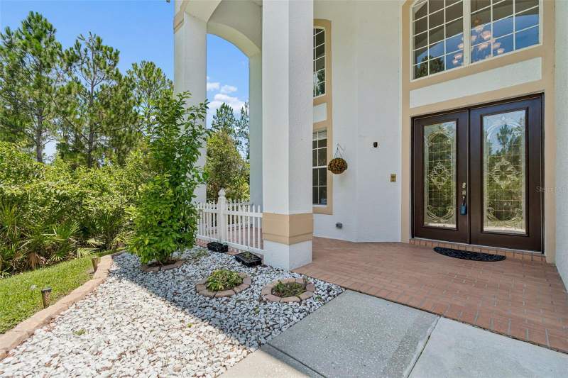 5 bedroom Single Family Residence at 10102 Deercliff Drive, Arbor Greene, Tampa — photo 4