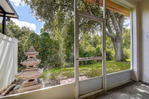 10109 Mowry Lane, Tampa FL - photo 19 of 25