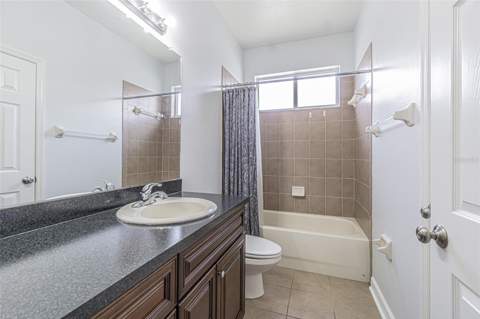 11345 Flora Springs Drive, Riverview FL - photo 21 of 35
