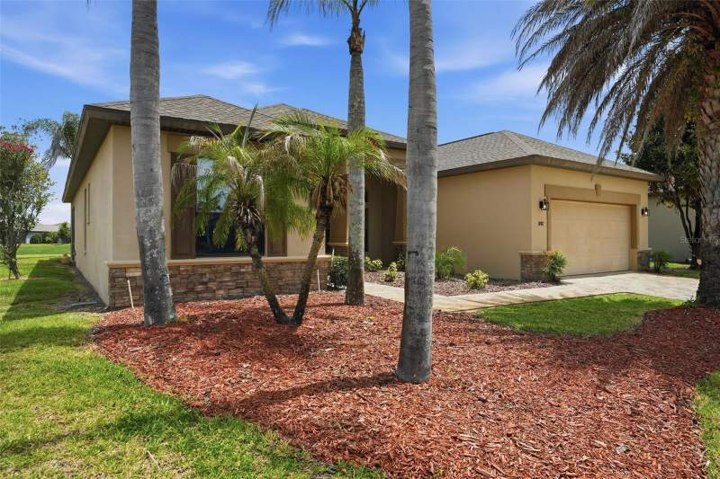 4 bedroom Single Family Residence at 8987 Mississippi Run, Glen Lakes Ph 1, Weeki Wachee — photo 4