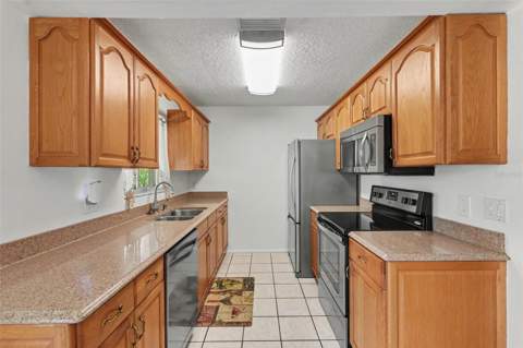 12431 Del Verde Drive, Largo FL - photo 17 of 39