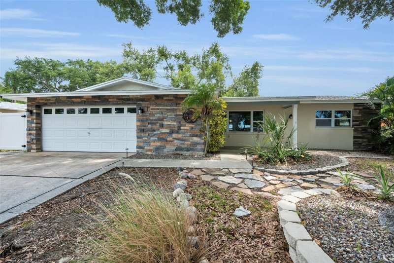 3 bedroom Single Family Residence at 13760 87th Place, Oakhurst Park, Seminole — photo 1
