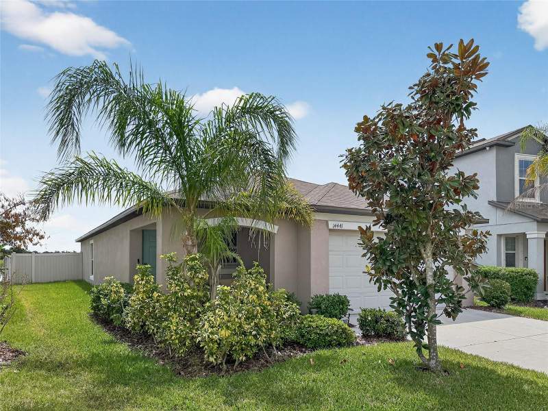 3 bedroom Single Family Residence at 14441 Touch Gold Lane, Belmont South Ph 2E, Sun City Center — photo 2
