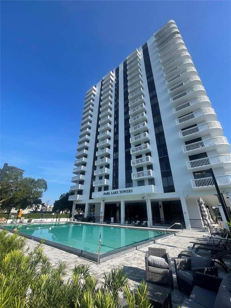 2 bedroom Condominium at 400 E Colonial Drive #402, Park Lake Towers, Orlando — photo 1
