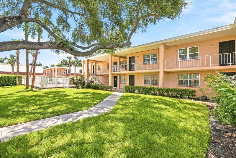 1 bedroom Condominium at 4702 Michael Court #142, Habana Park A Condo, Tampa — photo 3