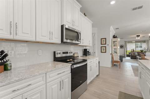 3473 Yellowtop Loop, Clermont FL - photo 9 of 41