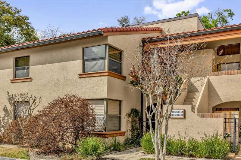 3 bedroom Condominium at 1313 Lake Willisara Circle #1313, Lake Pineloch Village Condo No 5, Orlando — photo 1