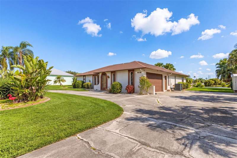 3 bedroom Single Family Residence at 17161 Waters Edge Circle, Kings Bay Estates, North Fort Myers — photo 3