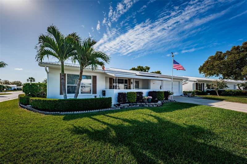 2 bedroom Single Family Residence at 9175 42nd Street, Mainlands Of Tamarac By The Gulf Unit 5 Ph 2 Condo, Pinellas Park — photo 3