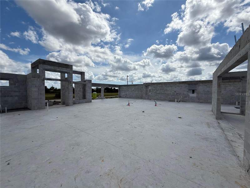 3 bedroom Single Family Residence at 324 NW 31st Place, Cape Coral, Cape Coral — photo 2