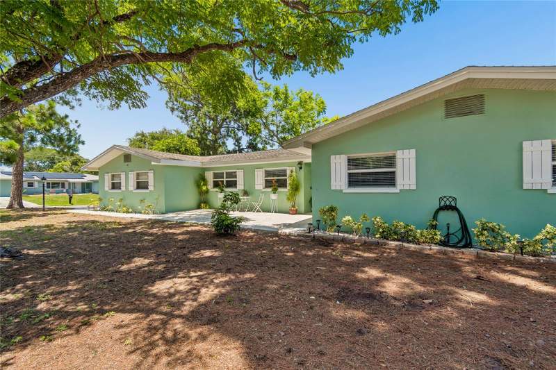 4 bedroom Single Family Residence at 1357 S EVERGREEN AVENUE, BROOKHILL, CLEARWATER — photo 3