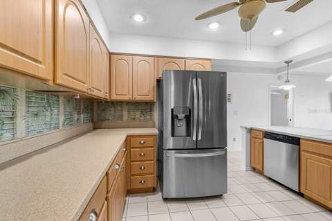 1001 Ardmore Way, Sun City Center FL - photo 19 of 67