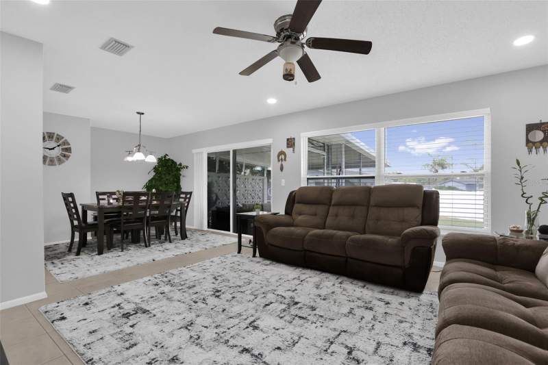 3 bedroom Single Family Residence at 14 Apple Hill Hollow, Carriage Hill, Casselberry — photo 3