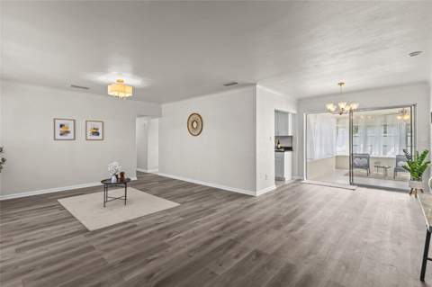 1200 63rd Avenue, St Petersburg FL - photo 6 of 35