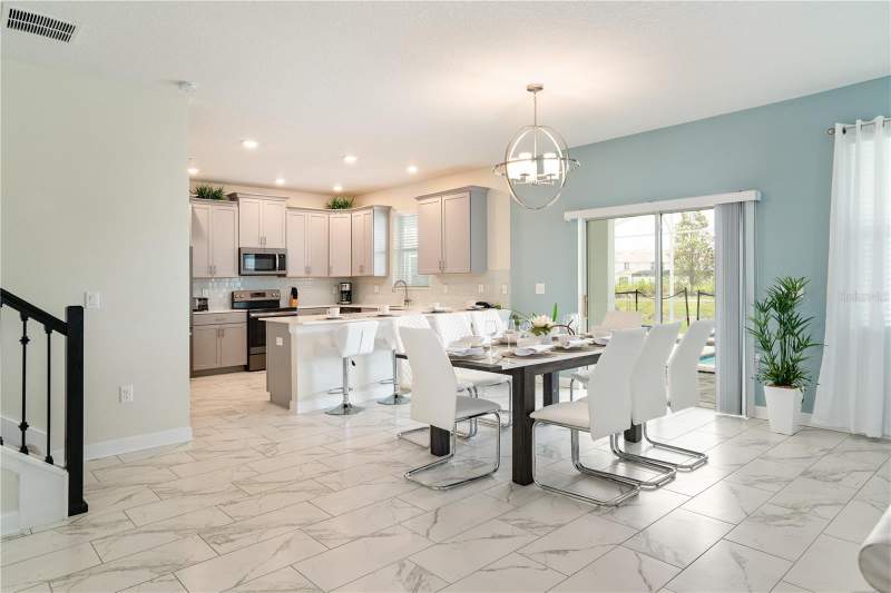 6 bedroom Single Family Residence at 1520 Maidstone Court, Stoneybrook South K, Champions Gate — photo 4