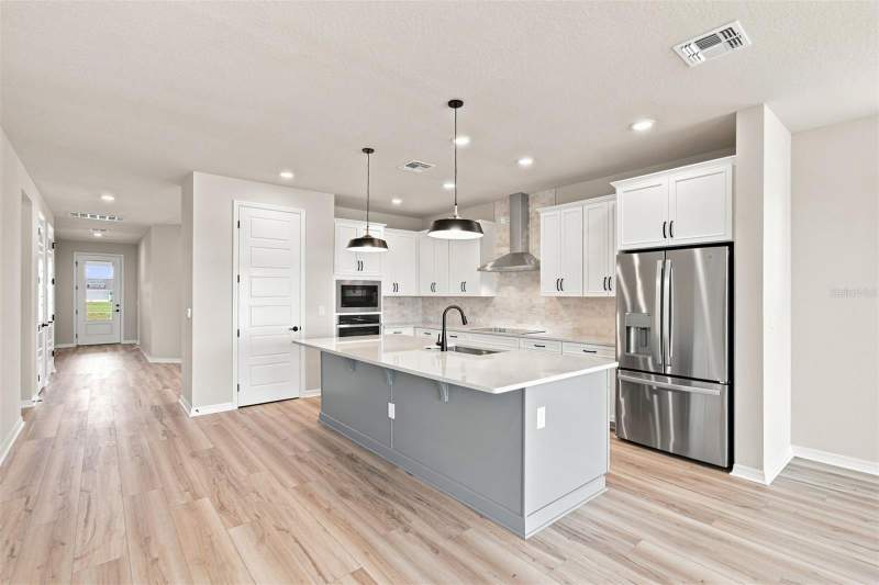 4 bedroom Single Family Residence at 5027 Orinoco Lane, Lakeside At Satilla, St Cloud — photo 4