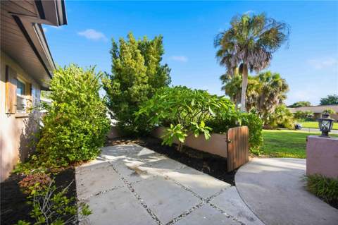 2317 Goya Drive, Nokomis FL - photo 11 of 36