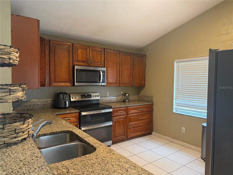 4 bedroom Single Family Residence at 7912 Antibes Court, Montecarlo, Orlando — photo 5