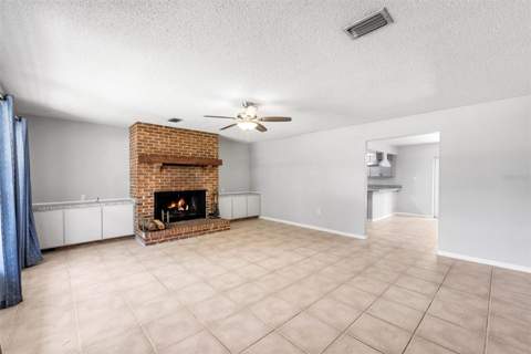 1804 NW 36th Terrace, Gainesville FL - photo 6 of 39