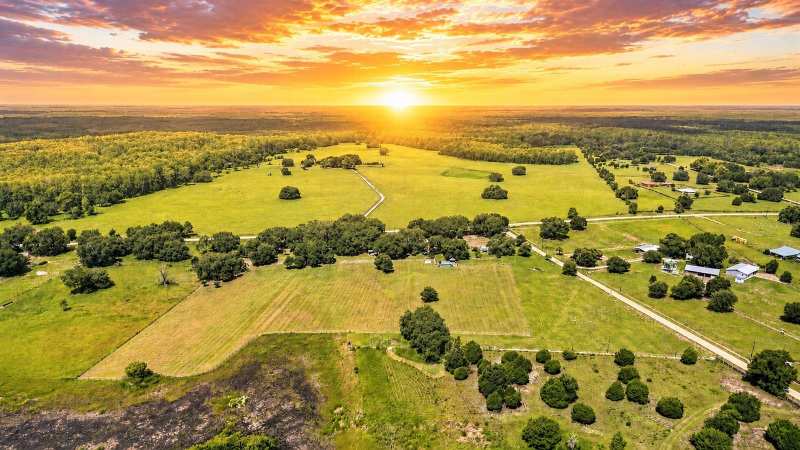4 bedroom Farm at 12651 SE County Road 337, Bonable Lakes Estates, Dunnellon — photo 1