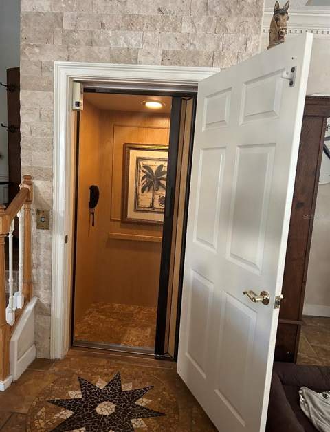 1648 Lago Vista Boulevard, Palm Harbor FL - photo 21 of 58