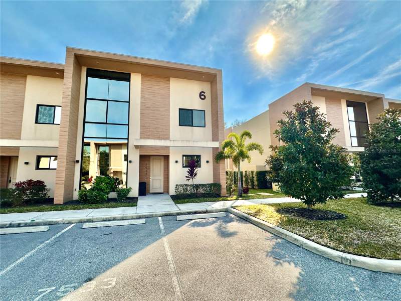 7533 BROOKLYN DRIVE home for sale in Magic Village Residence