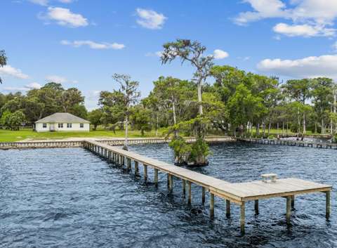 102 Sandra Lane, home for sale in Crescent City 32112