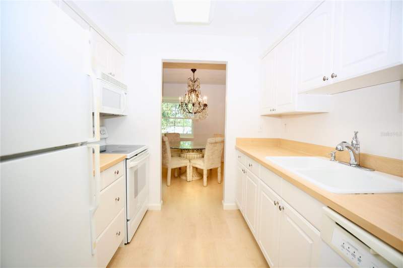 2 bedroom Condominium at 1713 Belleair Forest Drive #C, Belleair Forest Garden Condo, Belleair — photo 5