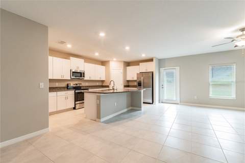 15515 Peace River Place, Sun City Center FL - photo 10 of 51