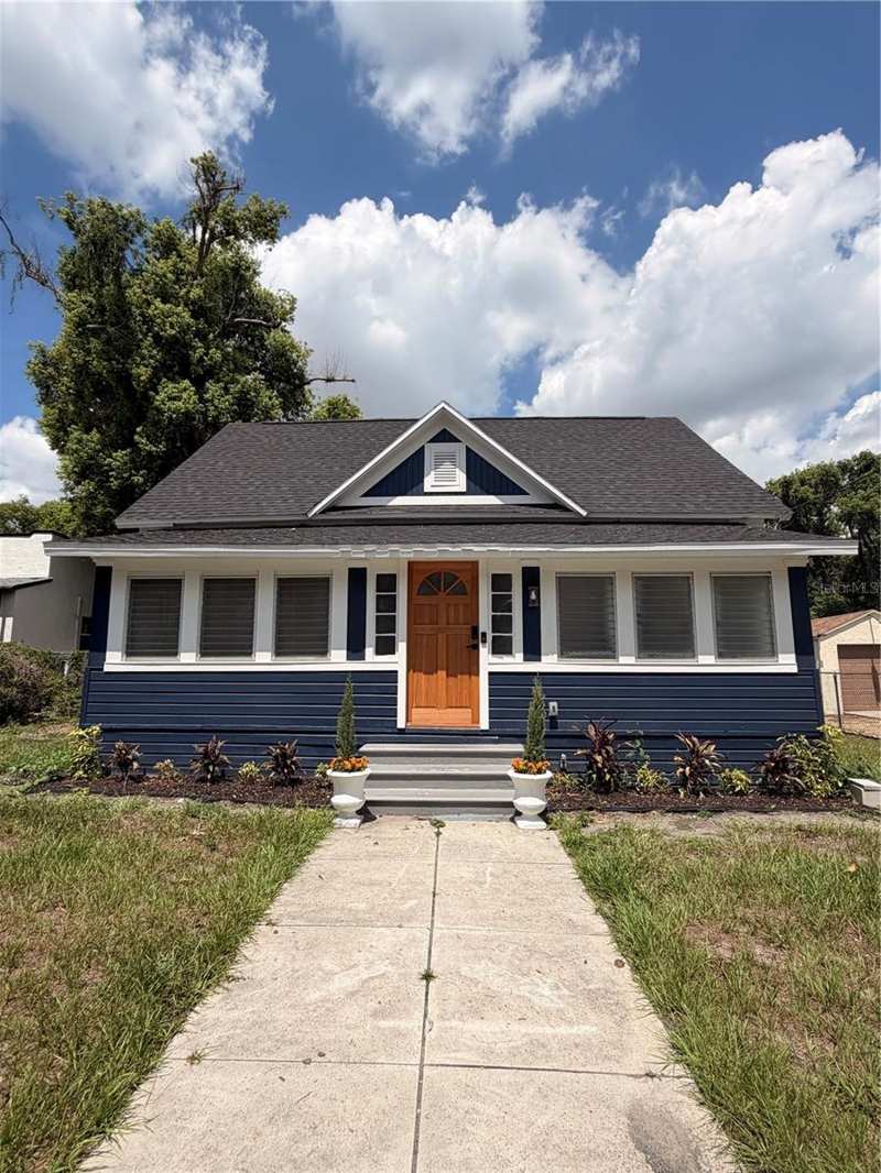 3 bedroom Single Family Residence at 3006 N Jefferson Street, Terrys Sub, Tampa — photo 1