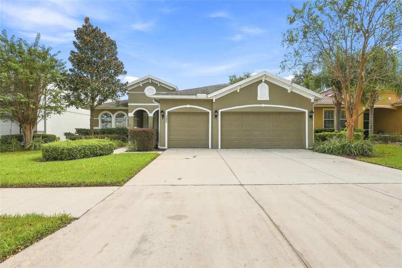 4 bedroom Single Family Residence at 3004 Maple Shade Place, Parsons Woods Ph 2, Seffner — photo 1