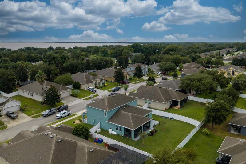 5 bedroom Single Family Residence at 3026 Zander Drive, Grand Island Reserve, Grand Island — photo 2