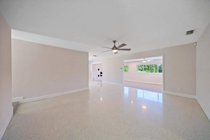 3 bedroom Single Family Residence at 1163 60th Avenue, Coronado Lake Sub, St Petersburg — photo 4
