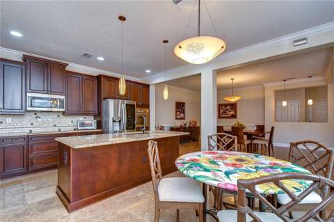 6806 Muncaster Court, Tampa FL - photo 16 of 78