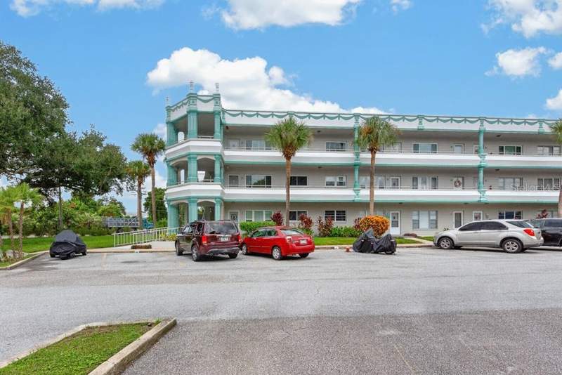 2 bedroom Condominium at 2370 Jamaican Street #30, On Top Of The World, Clearwater — photo 4