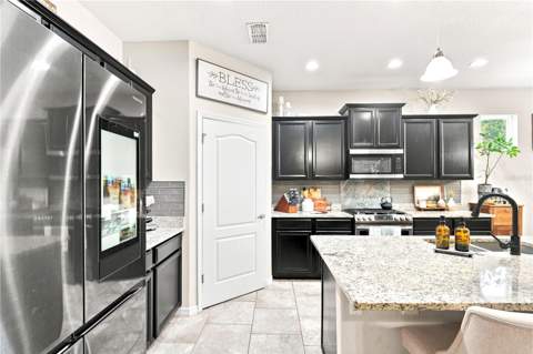 632 E Victoria Trails Boulevard, Deland FL - photo 17 of 48