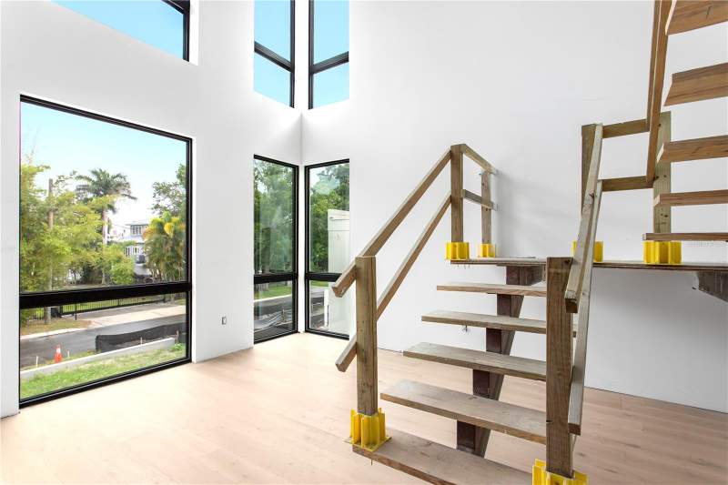 5 bedroom Single Family Residence at 2309 N Riverside Drive, Ridgewood Park, Tampa — photo 4