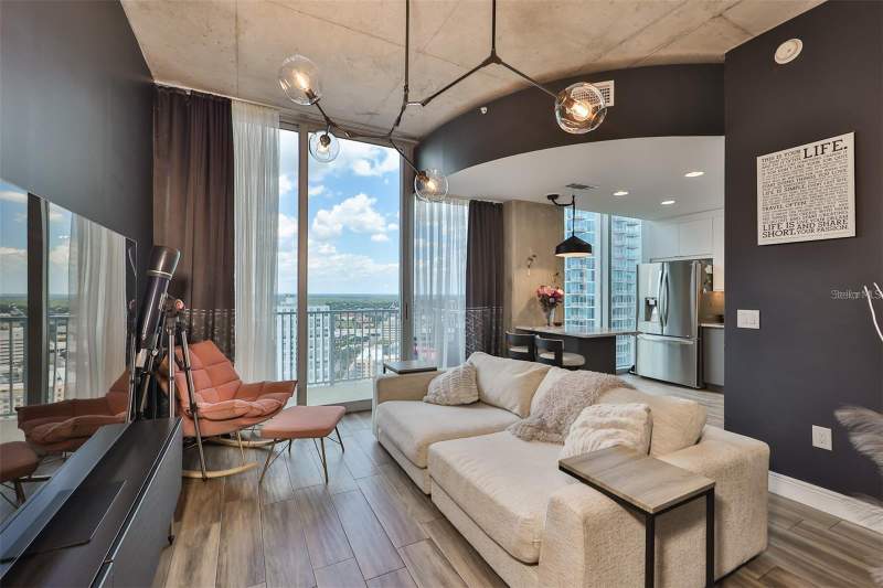 1 bedroom Condominium at 777 N Ashley Drive #2505, Skypoint A Condo, Tampa — photo 2
