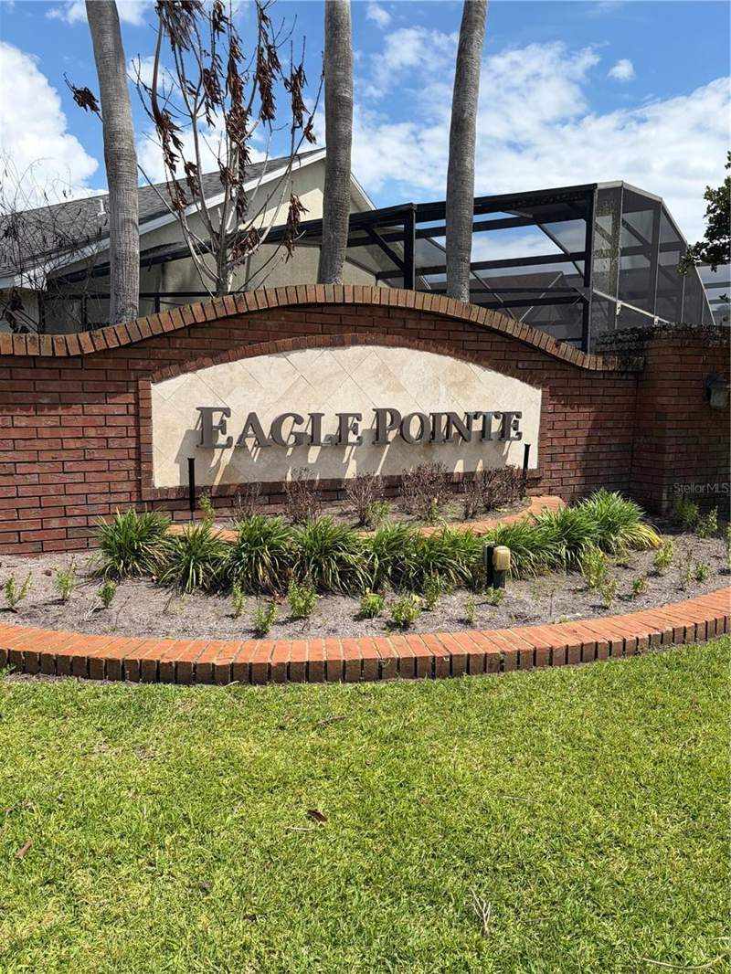 4 bedroom Single Family Residence at 534 EAGLE POINTE, EAGLE POINTE, KISSIMMEE — photo 3